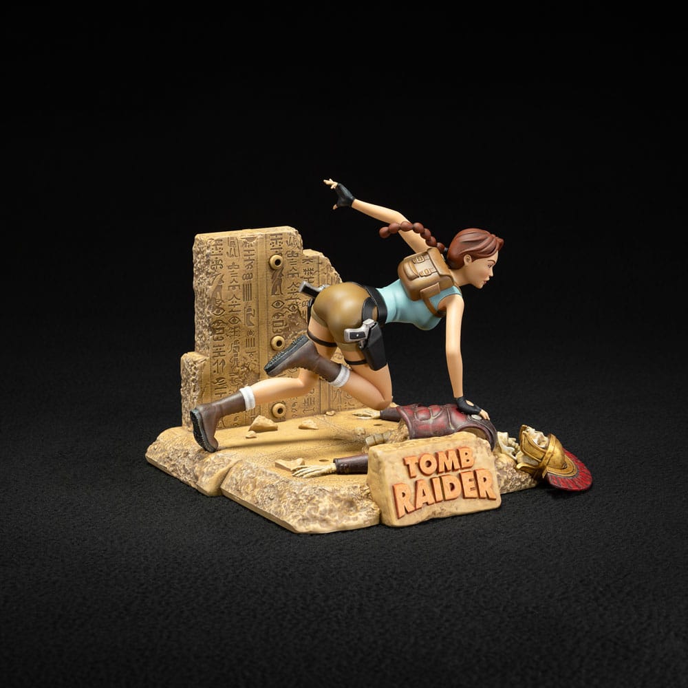 Tomb Raider 1996 Lara Croft Classic Era Dark Horse