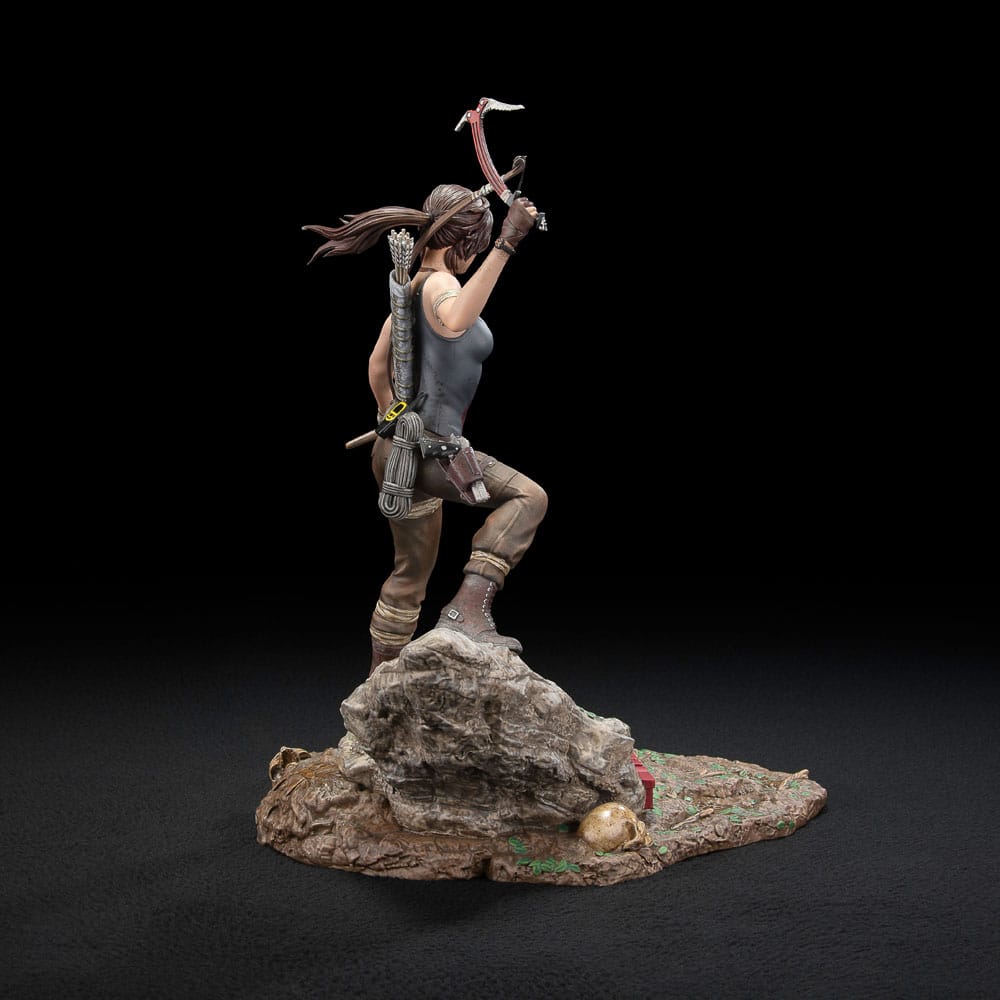 Tomb Raider Lara Croft Survivor Era Dark Horse