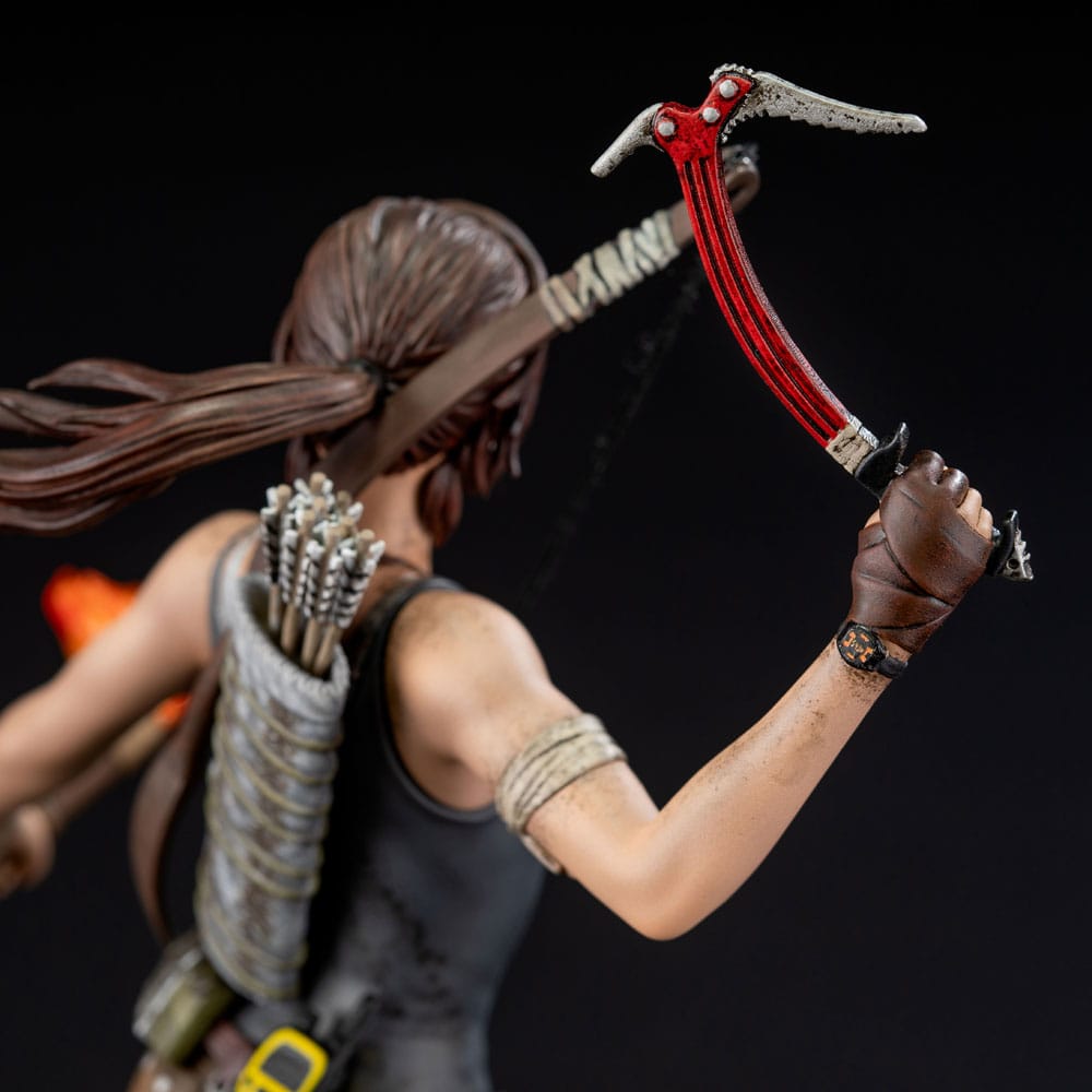 Tomb Raider Lara Croft Survivor Era Dark Horse