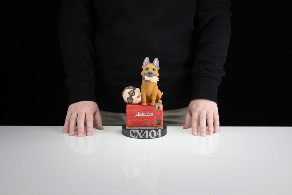 Fallout Vinyl Figure CX404 & Wilzig Head Stylized Dark Horse