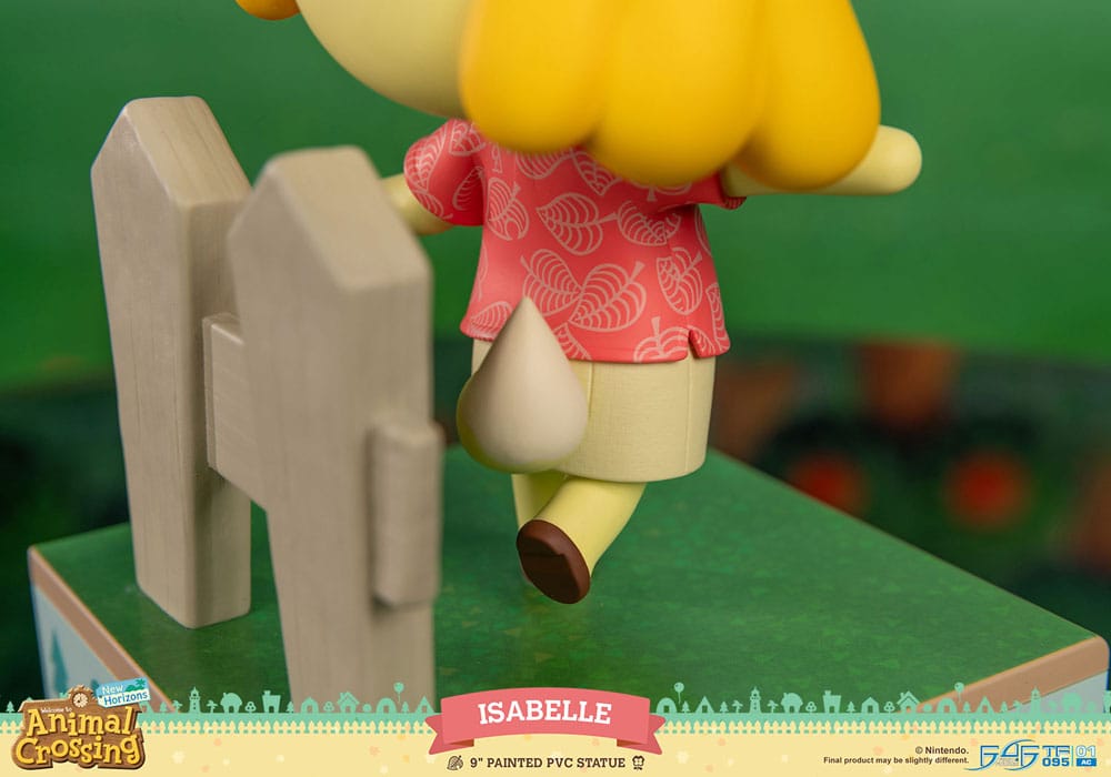 Animal Crossing New Horizons Isabelle First 4 Figures