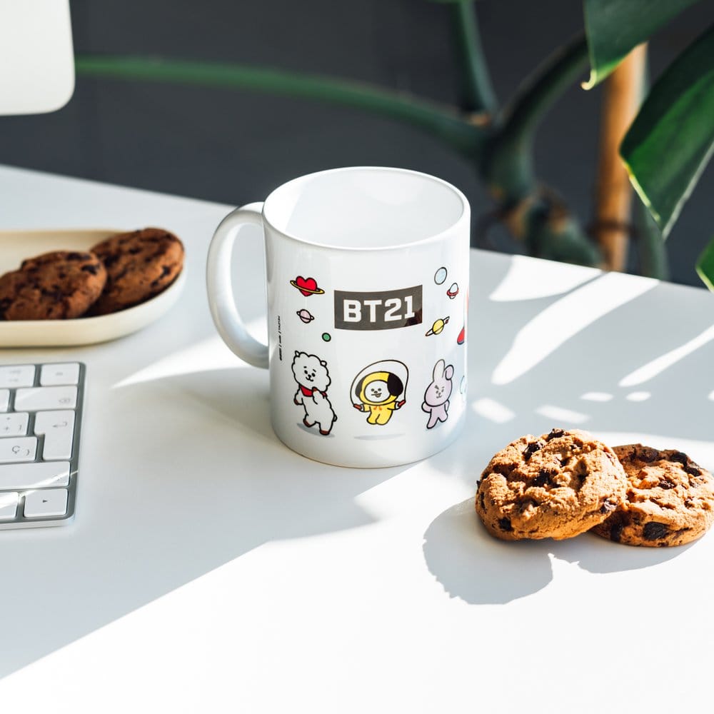 BT21 Mug Universtar 350 ml Grupo Erik