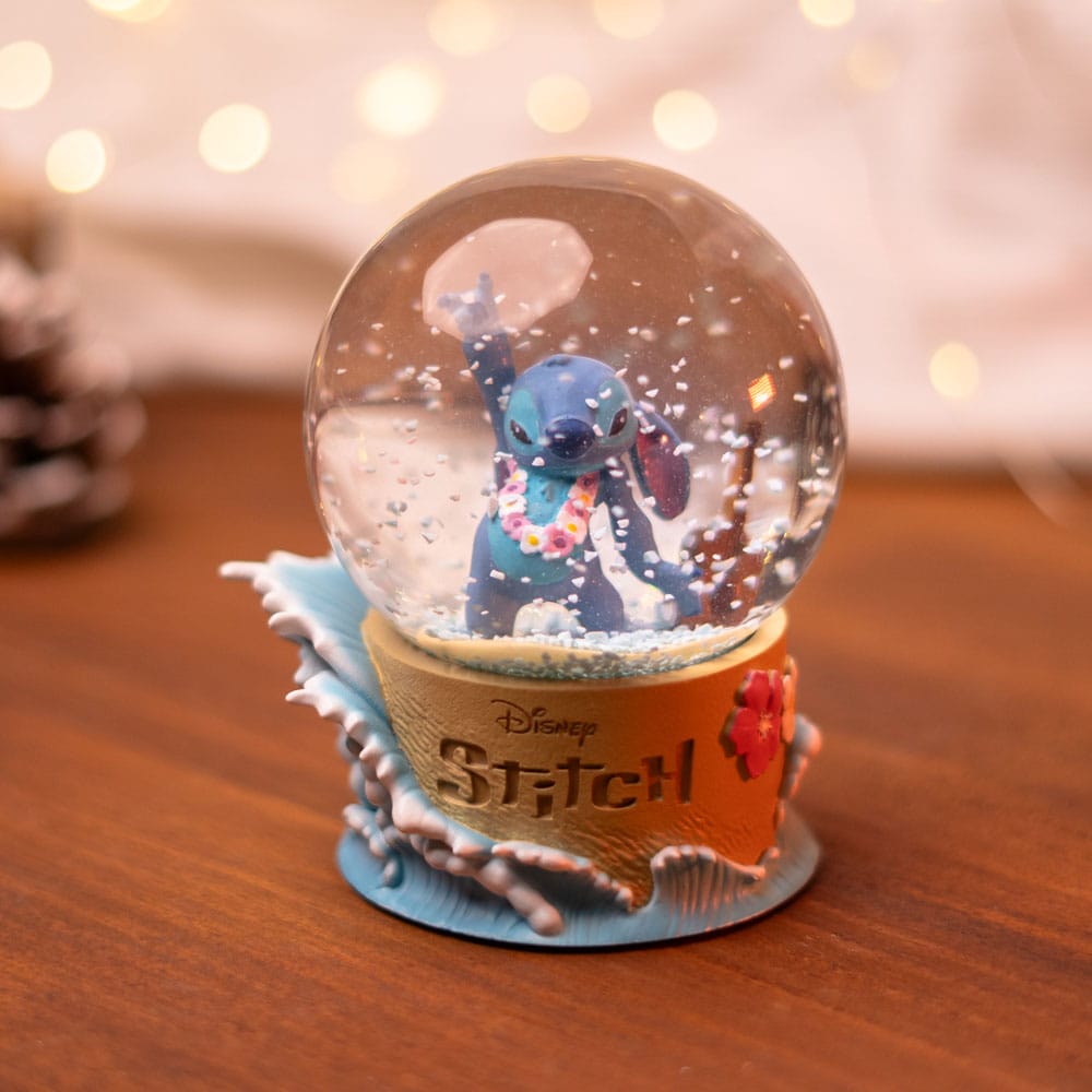 Stitch Snow Globe Grupo Erik