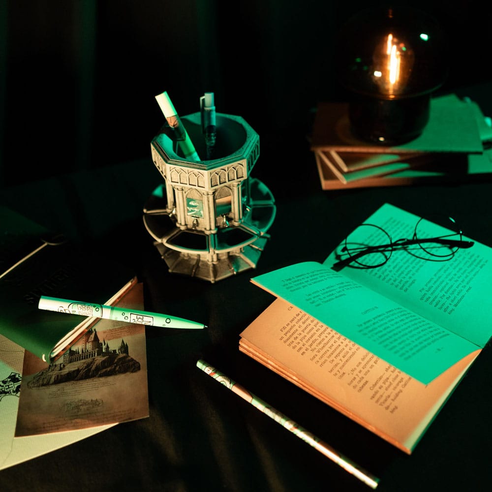 Harry Potter Pencil Holder incl. Stationary Set Grupo Erik