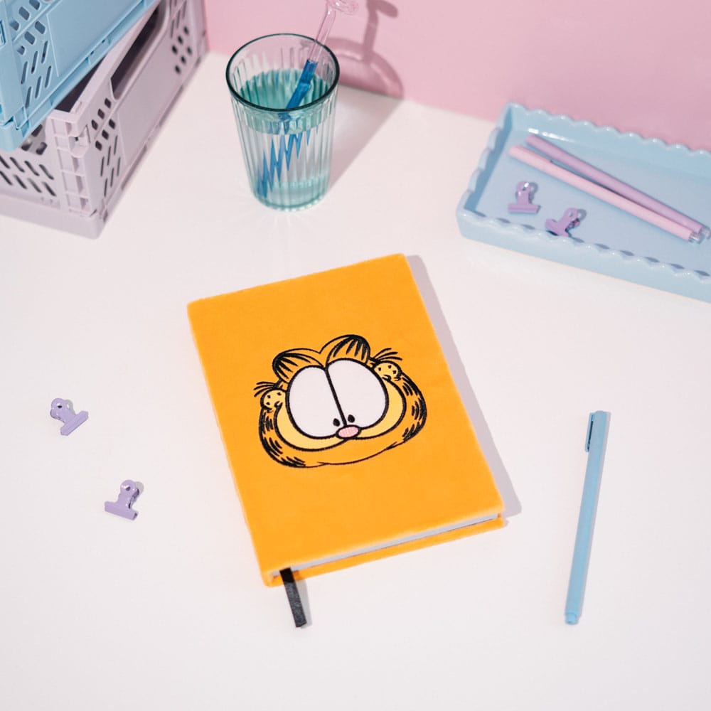 Garfield Premium Plush Notebook A5 Grupo Erik