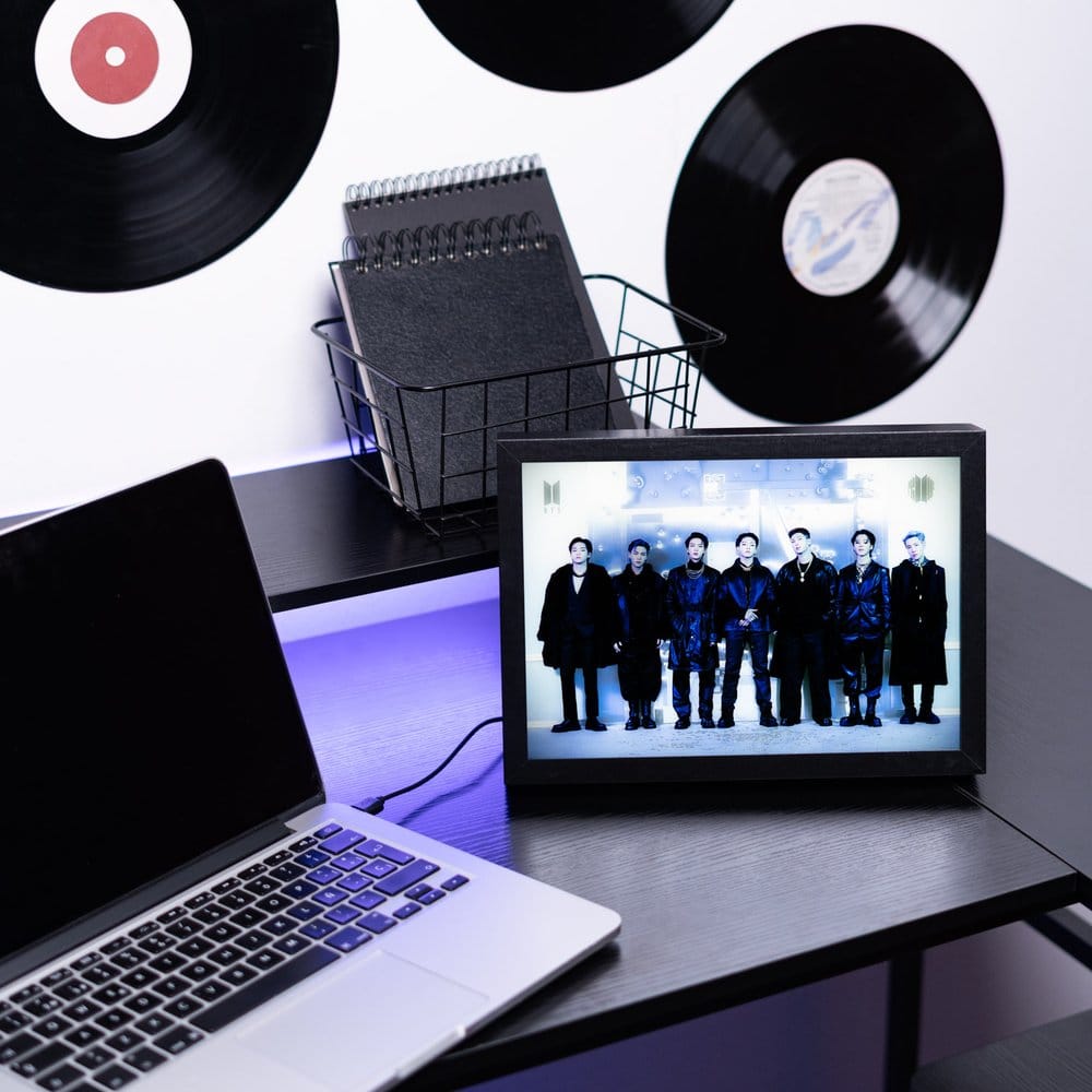 BTS Framed LED Print Grupo Erik