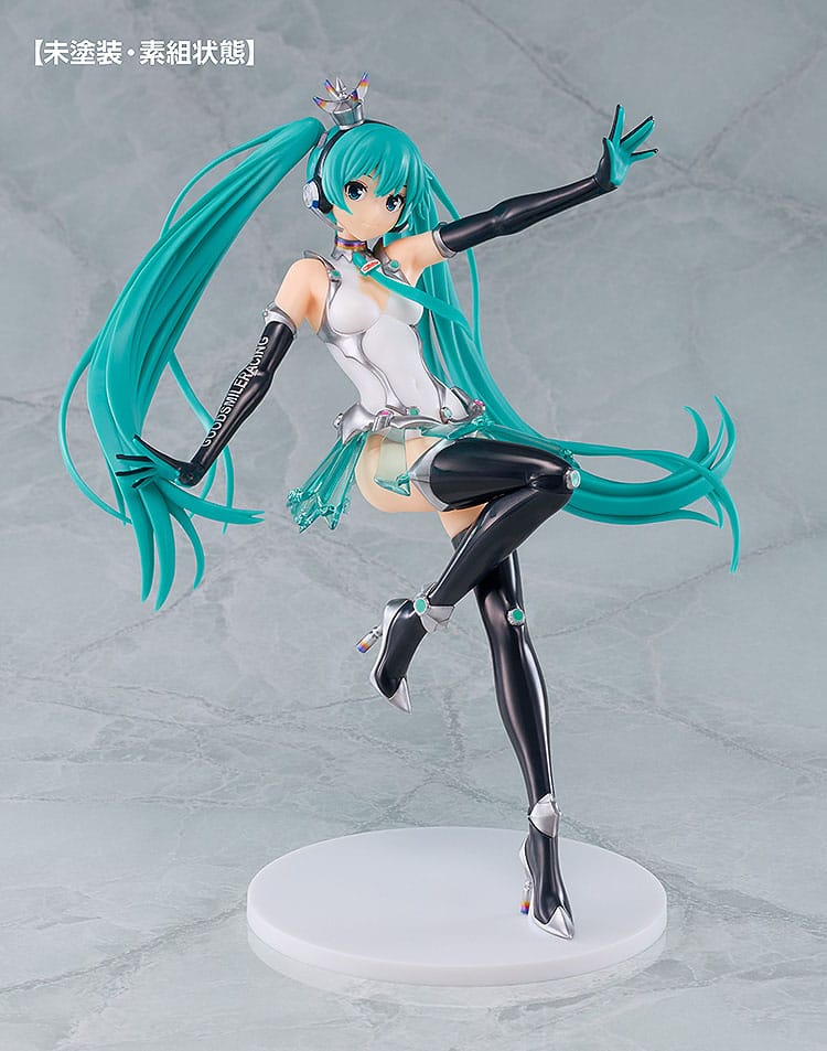 Hatsune Miku GT Project Plastic Model Kit Reincarnation Racing Miku 2013 Ver. Good Smile Racing