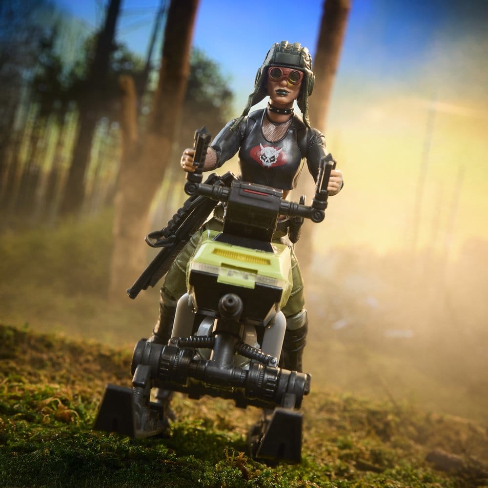 G.I. Joe Classified Series Action Figure and Vehicle Set #194 Zanya and Dreadnok Chameleon Swamp Skier Hasbro
