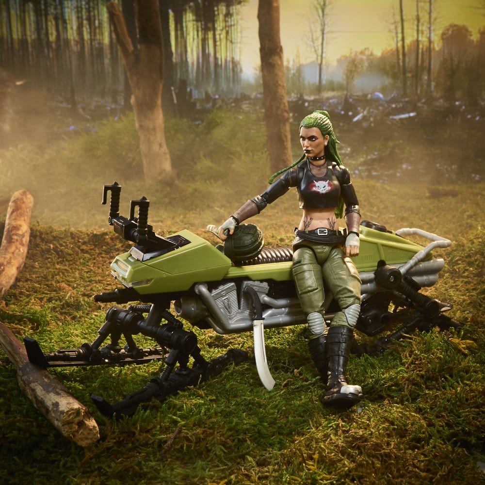 G.I. Joe Classified Series Action Figure and Vehicle Set #194 Zanya and Dreadnok Chameleon Swamp Skier Hasbro