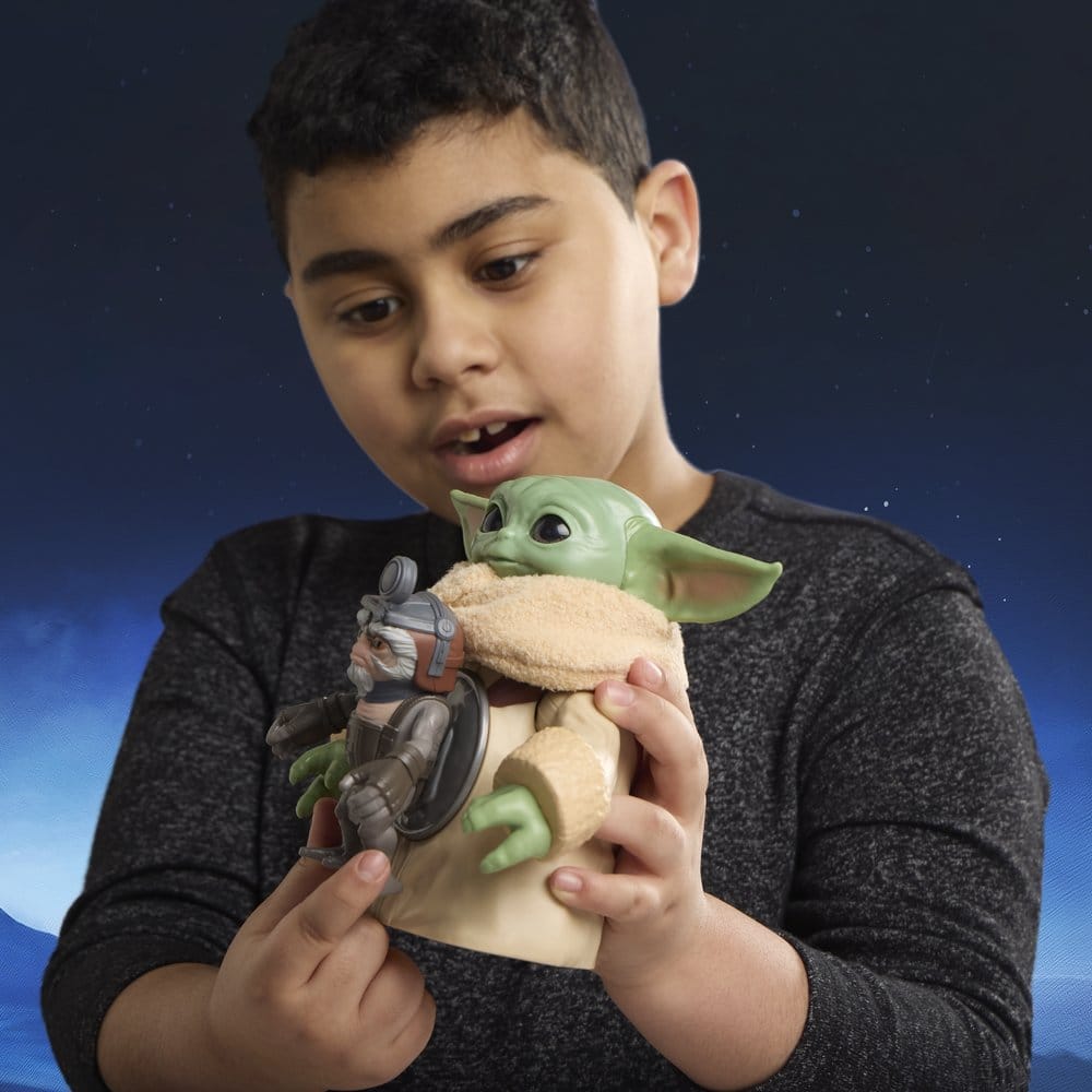 Star Wars The Mandalorian & Grogu Electronic Action Figure Huggin' Grogu & Anzellan Hasbro