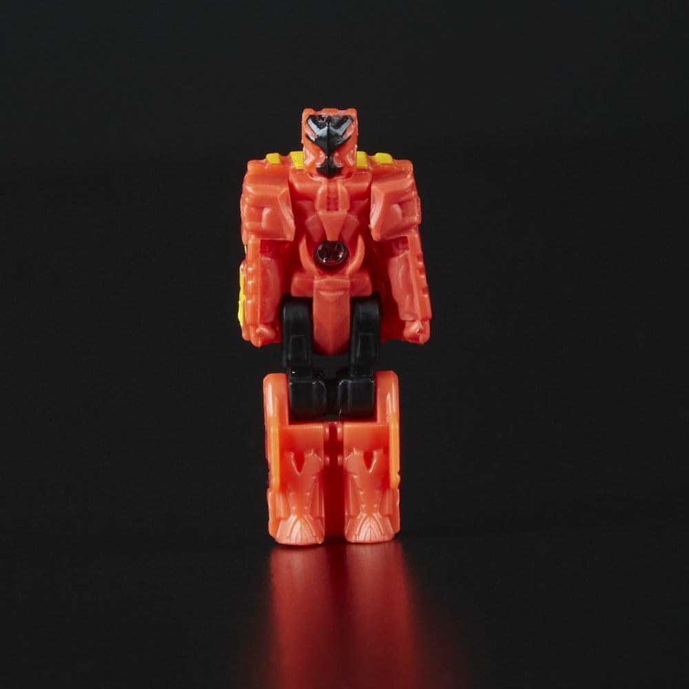 Transformers Power of the Primes Combiner Action Figure Predaking Hasbro