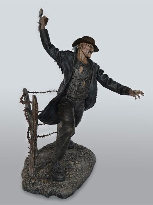 Jeepers Creepers Statue Creeper Hollywood Collectibles Group