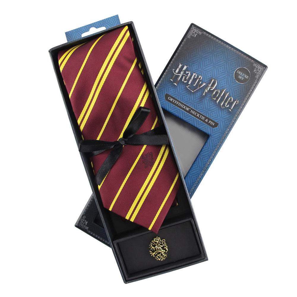 Harry Potter Tie & Metal Pin Deluxe Box Gryffindor Cinereplicas