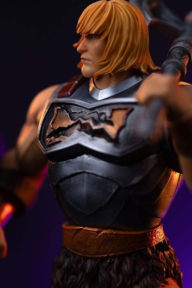Masters of the Universe Art Scale Statue He-Man Battle Armor Version heo Exclusive Iron Studios