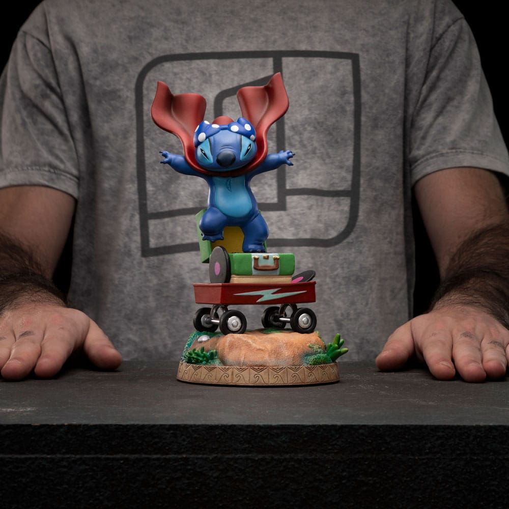 Lilo & Stitch Art Scale Statue Stitch Laundry Iron Studios