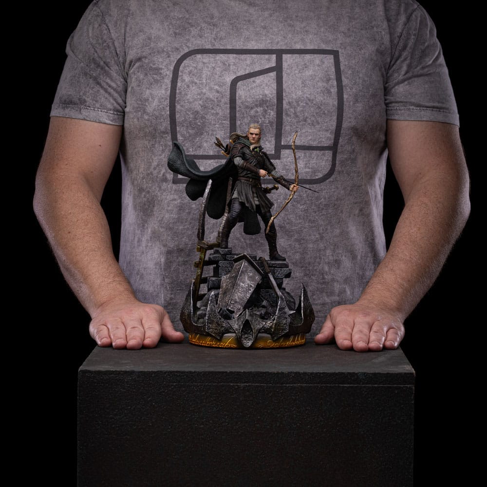 The Lord of the Rings Art Scale Statue Legolas Unleashed Iron Studios