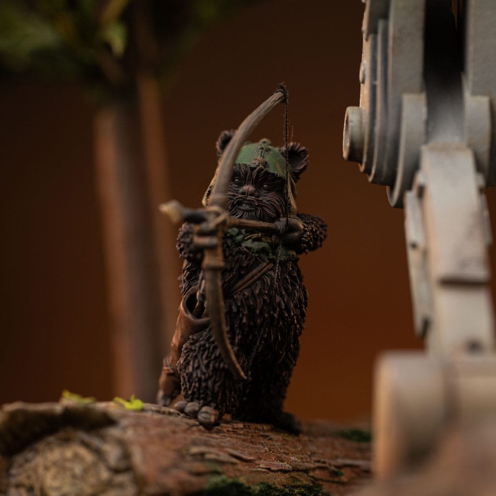 Star Wars Demi Art Scale Statue 1/20 AT ST and Chewbacca Iron Studios