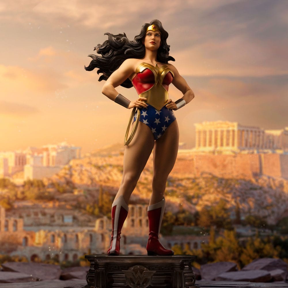 DC Comics Legacy Replica Statue Wonder Woman Iron Studios