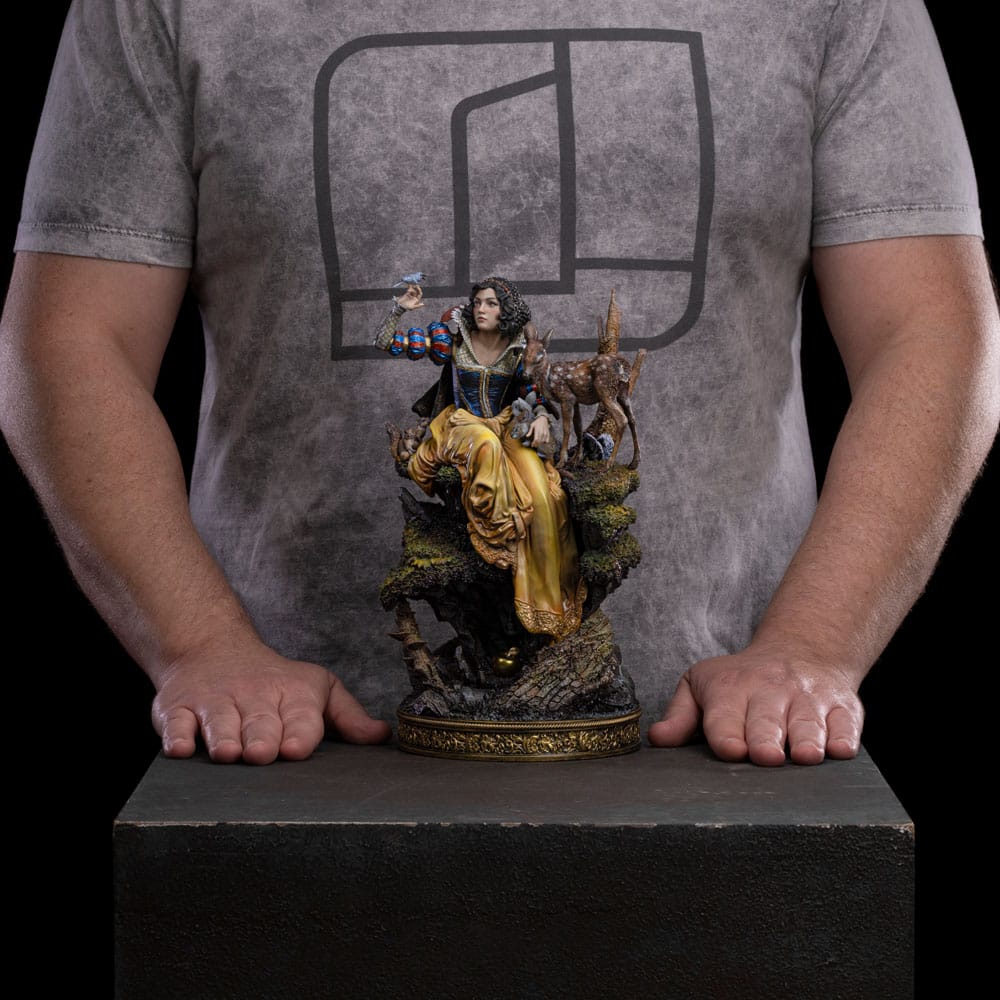 Disney Deluxe Art Scale Statue Snow White Iron Studios