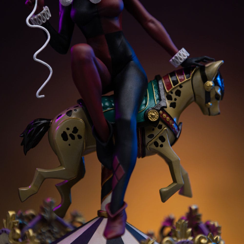 DC Comics Art Scale Statue Harley Quinn Unleashed Iron Studios