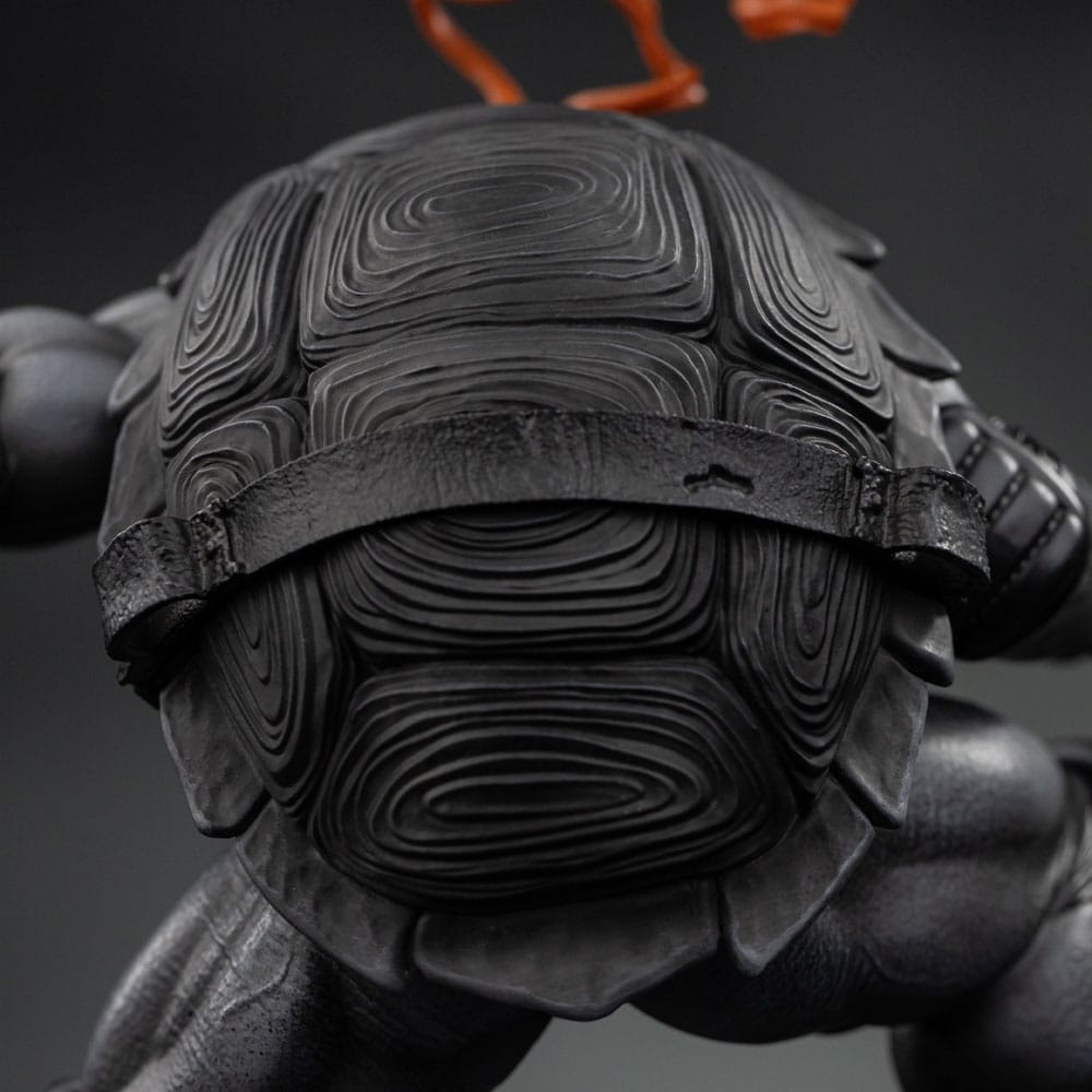 Teenage Mutant Ninja Turtles Art Scale Statue Michelangelo Black and White Variant heo exclusive Iron Studios