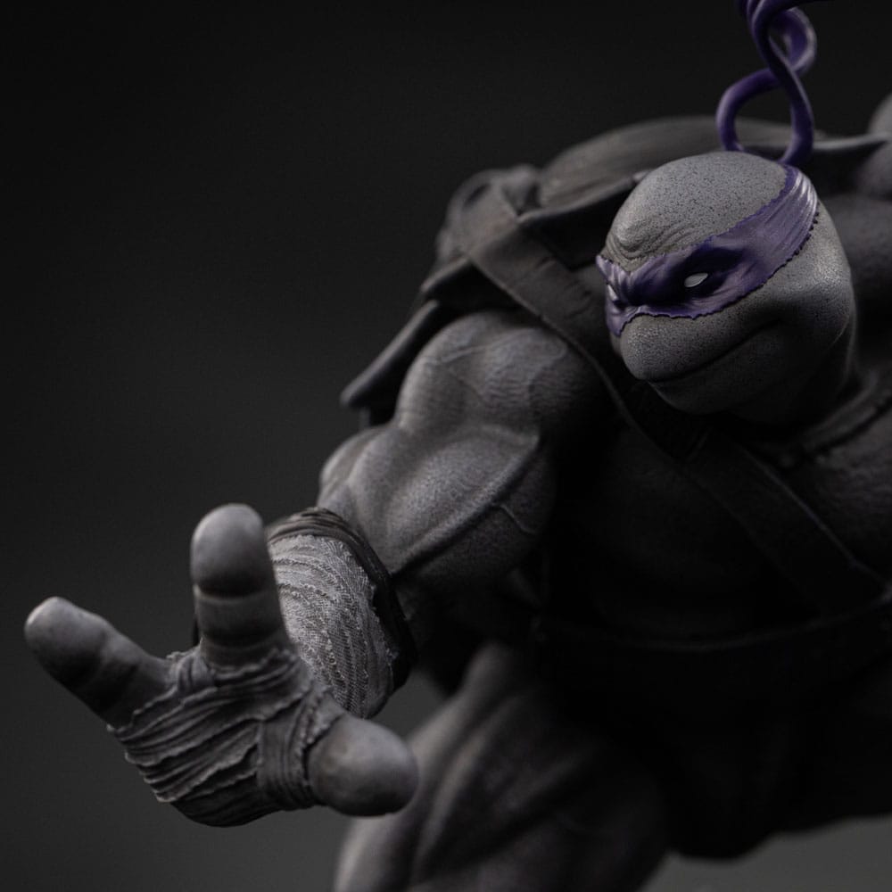 Teenage Mutant Ninja Turtles Art Scale Statue Donatello Black and White Variant heo exclusive Iron Studios