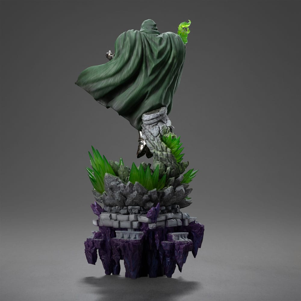 The Infinity Gauntlet Marvel Legends Diorama Statue Doctor Doom Deluxe Edition Iron Studios