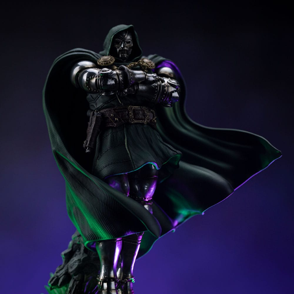 The Infinity Gauntlet Marvel Legends Diorama Statue Doctor Doom Deluxe Edition Iron Studios