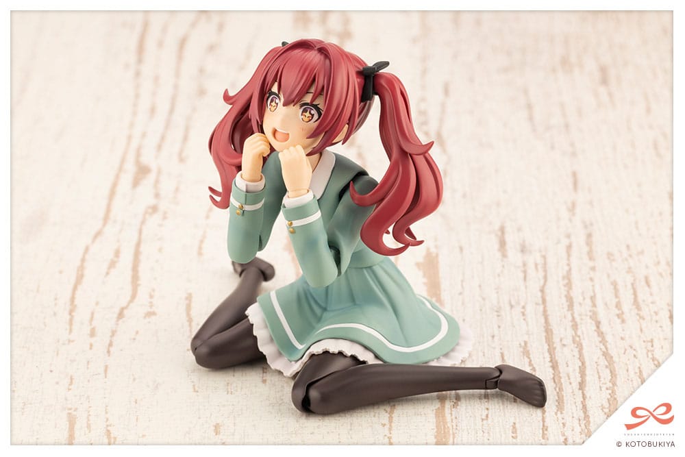 Sousai Shojo Teien Plastic Model Kit Emma Koishikawa St. Iris Gakuen Girl´s High School Winter Clothes Kotobukiya