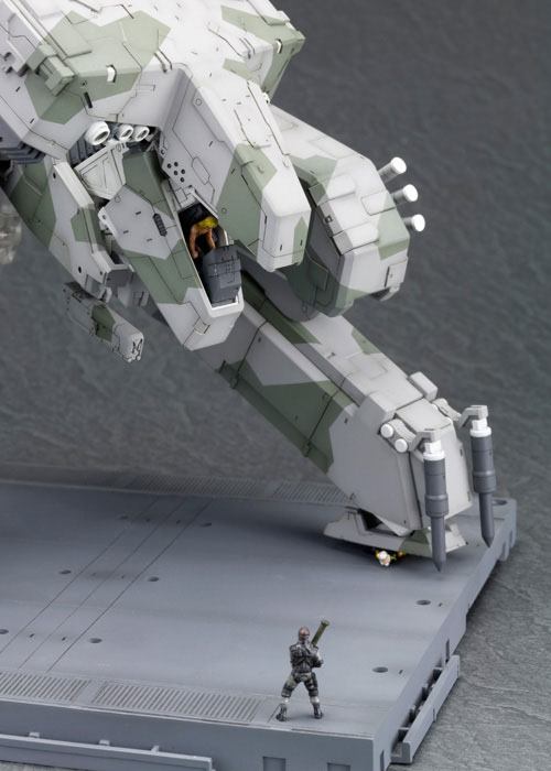 Metal Gear Solid Plastic Model Kit 1/100 Metal Gear Rex Kotobukiya