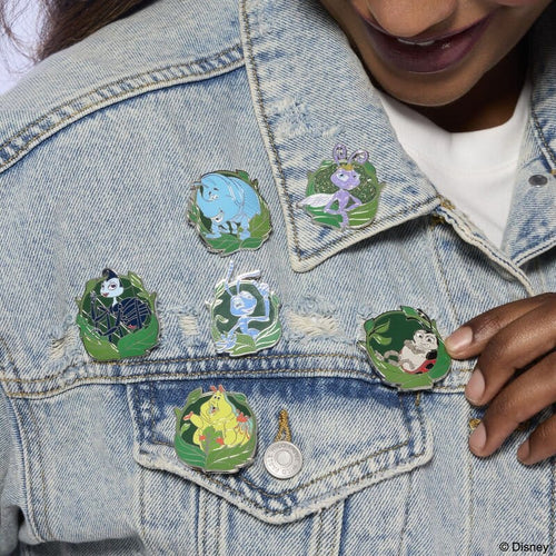 A Bug's Life by Loungefly Enamel Pins Blind Display 12 Loungefly
