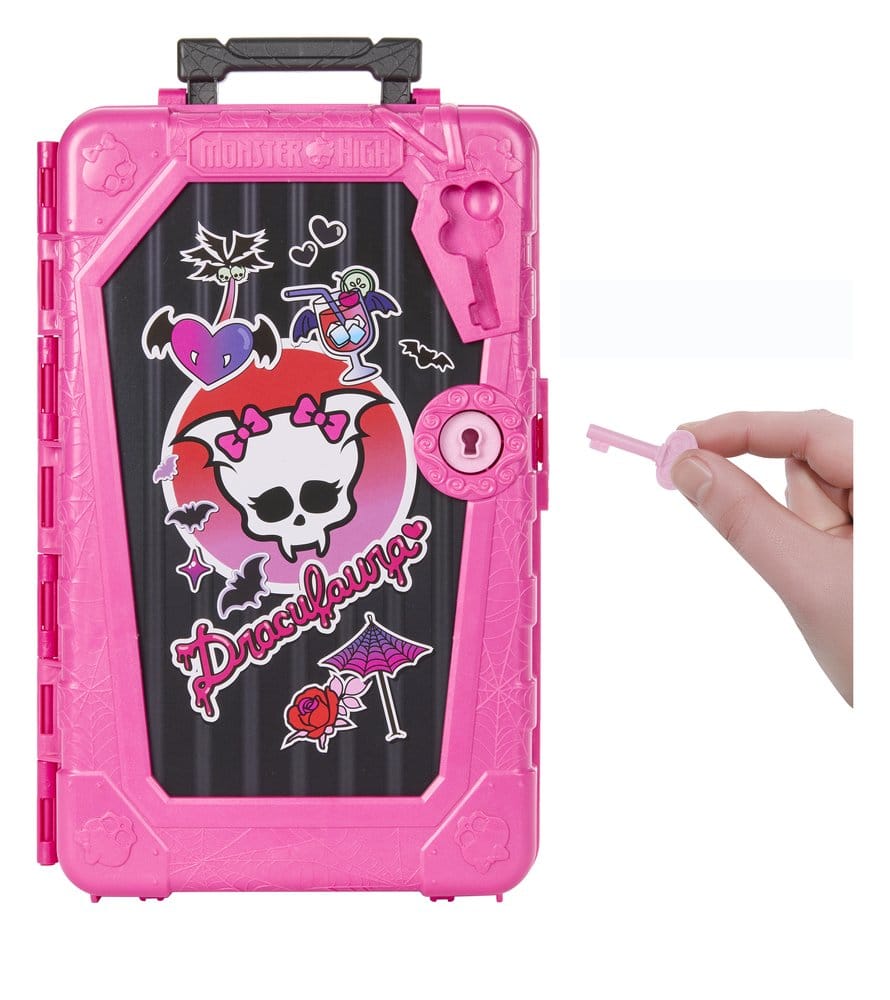 Monster High Skulltimate Secrets Doll Destination Gore geous Oasis Draculaura Mattel