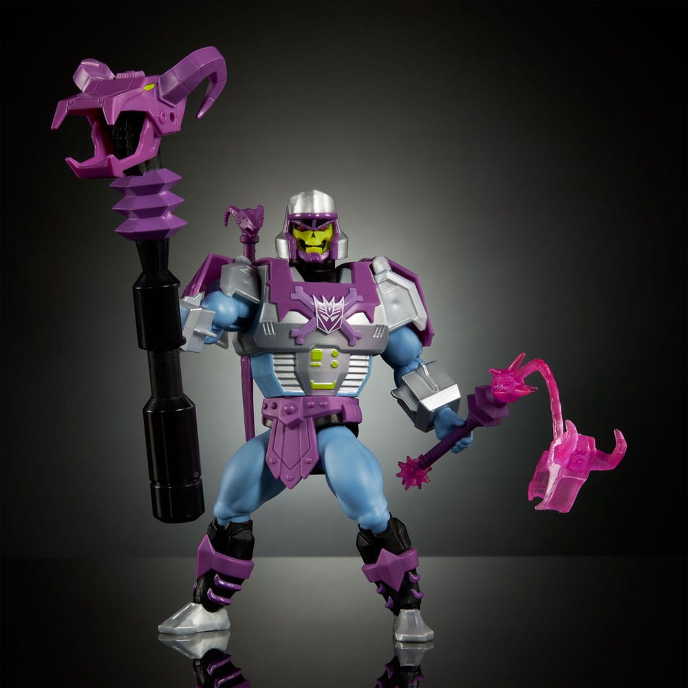 Masters of the Universe x Transformers Action Figure Megatron Armor Skeletor heo European Exclusive Mattel