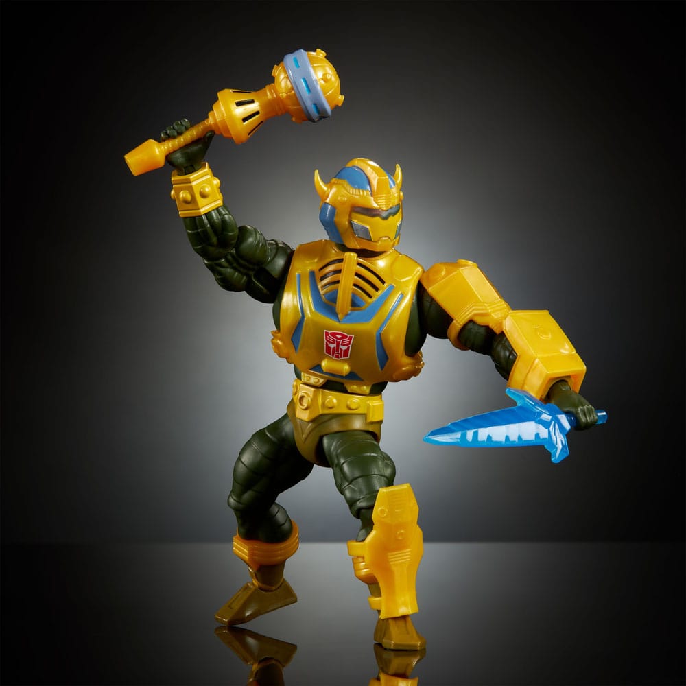 Masters of the Universe x Transformers Action Figure Bumblebee Armor Man At Arms heo European Exclusive Mattel