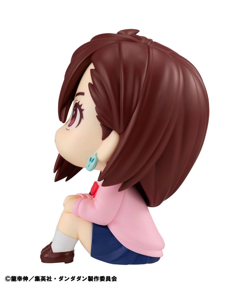 Dandadan Look Up Momo Megahouse