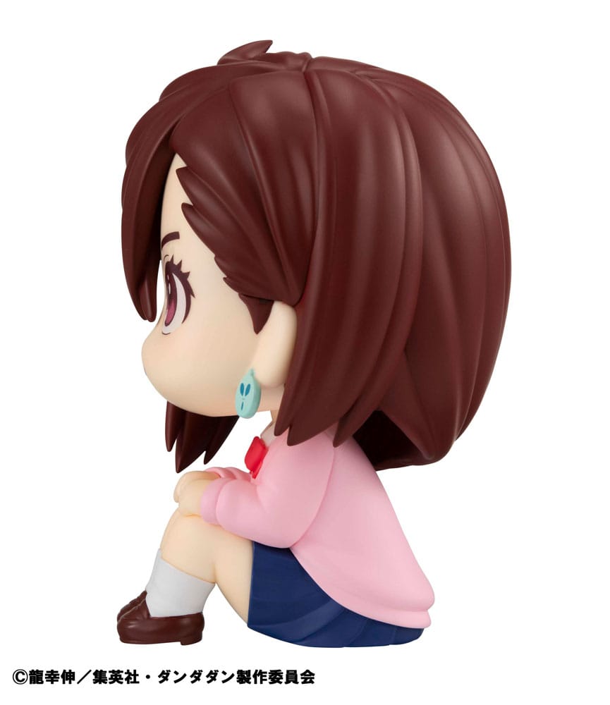 Dandadan Look Up Momo Megahouse