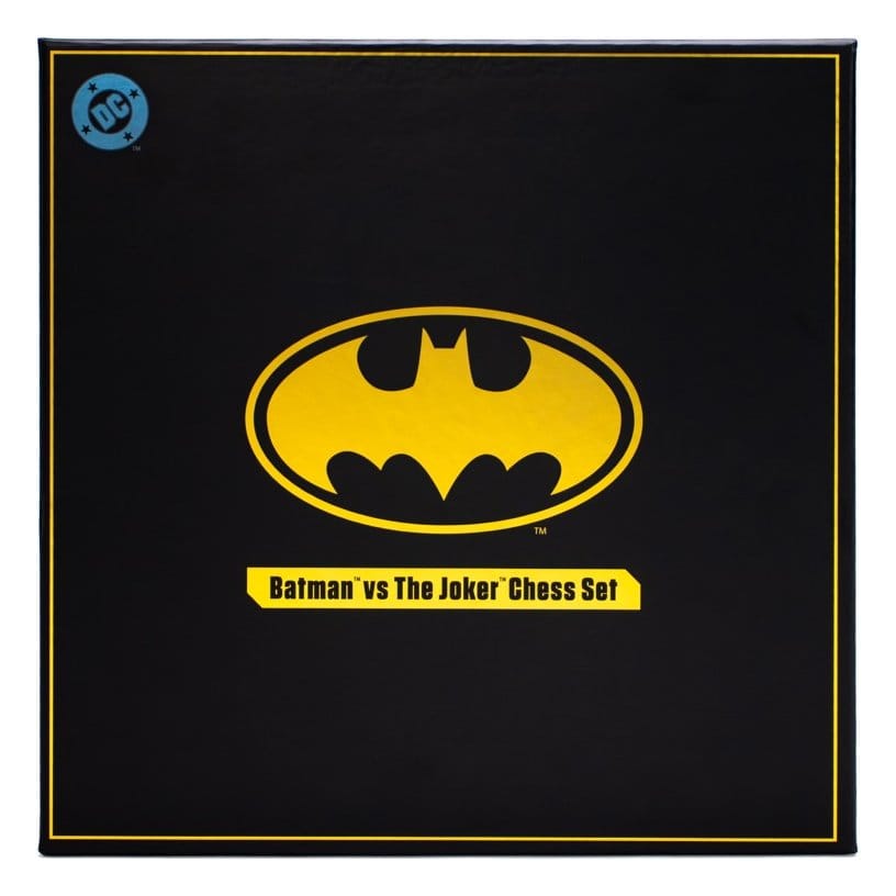 DC Comics Chess Set Batman vs. The Joker Noble Collection