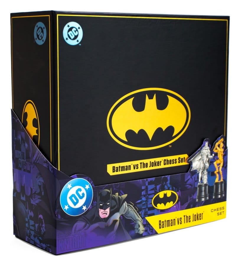 DC Comics Chess Set Batman vs. The Joker Noble Collection