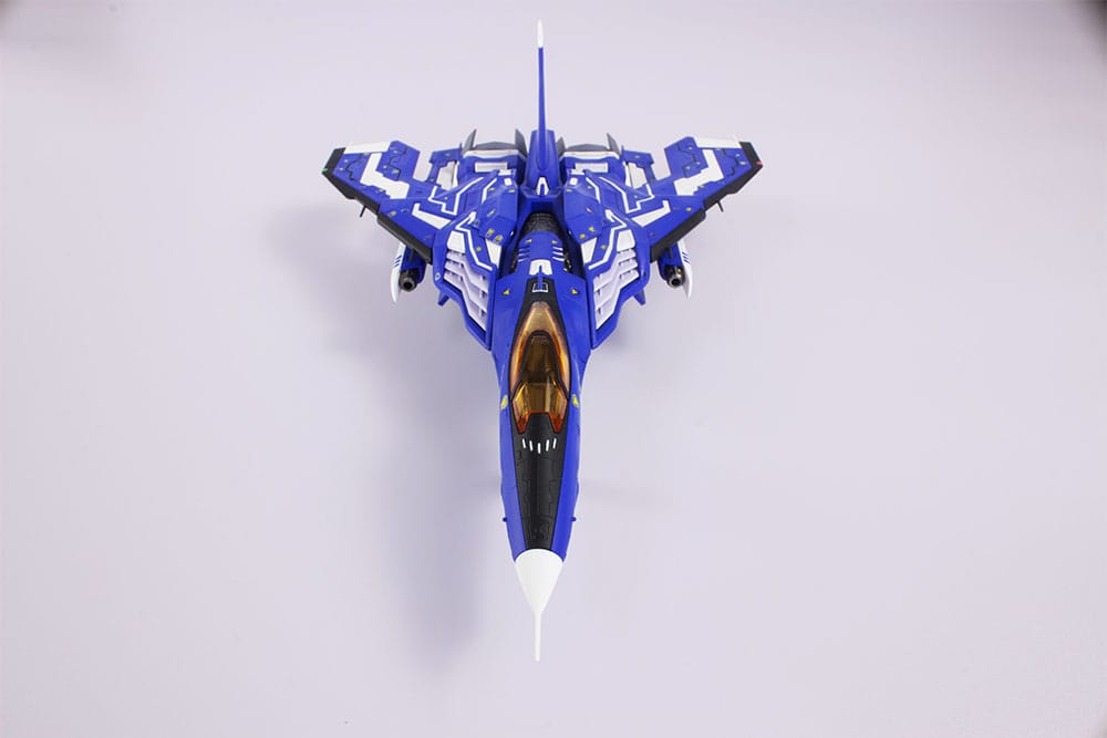 Raiden V Director´s Cut Plastic Model Kit 1/100 FT 00004A Azuma 2P Color Ver. Plum Pmoa