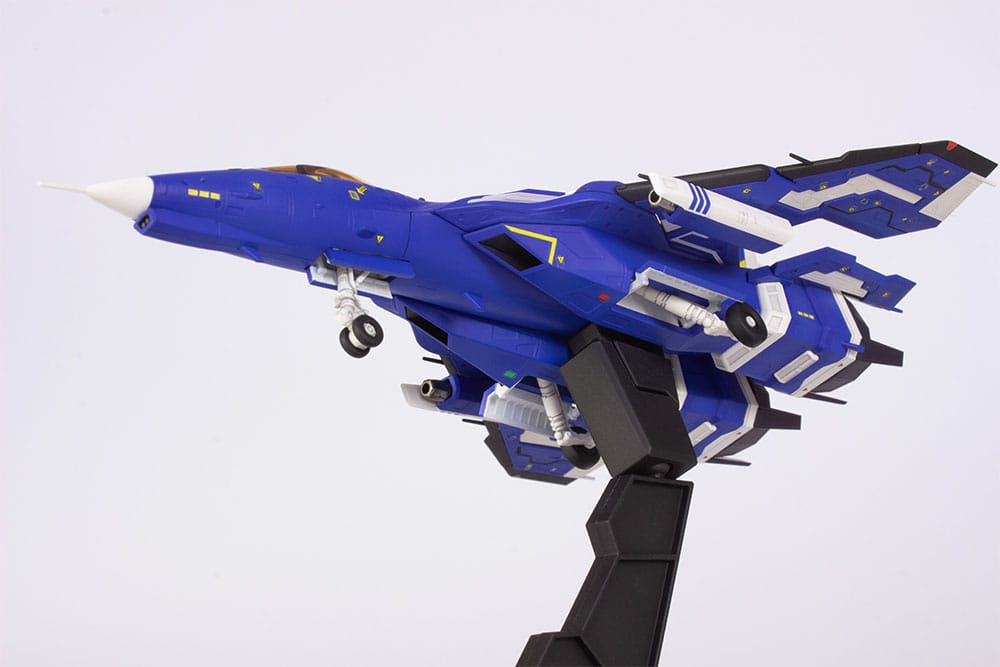 Raiden V Director´s Cut Plastic Model Kit 1/100 FT 00004A Azuma 2P Color Ver. Plum Pmoa