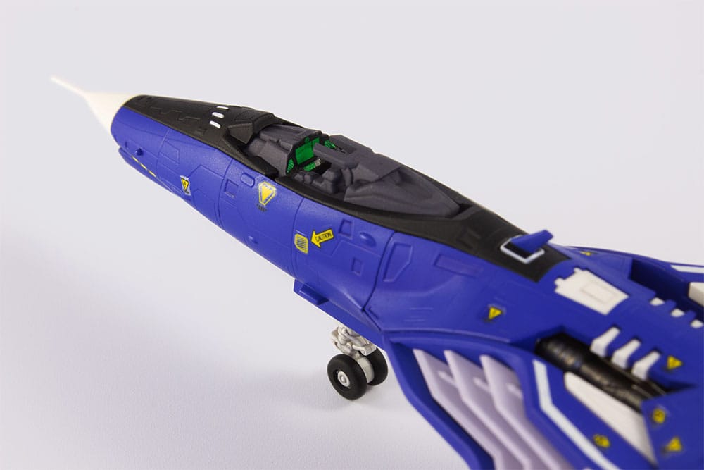Raiden V Director´s Cut Plastic Model Kit 1/100 FT 00004A Azuma 2P Color Ver. Plum Pmoa