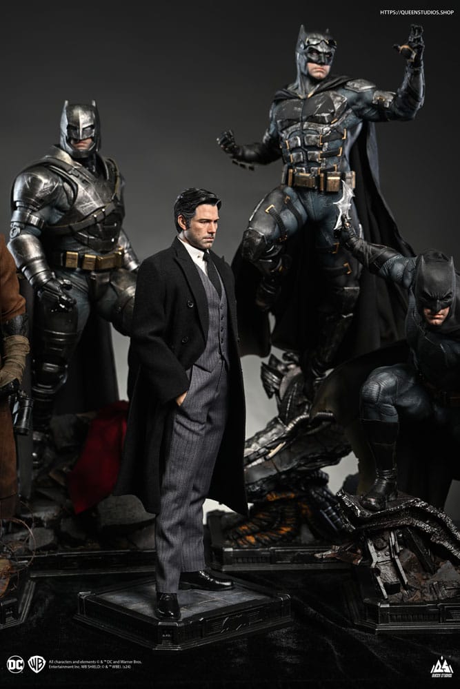 Justice League Statue Bruce Wayne Ben Affleck Queen Studios
