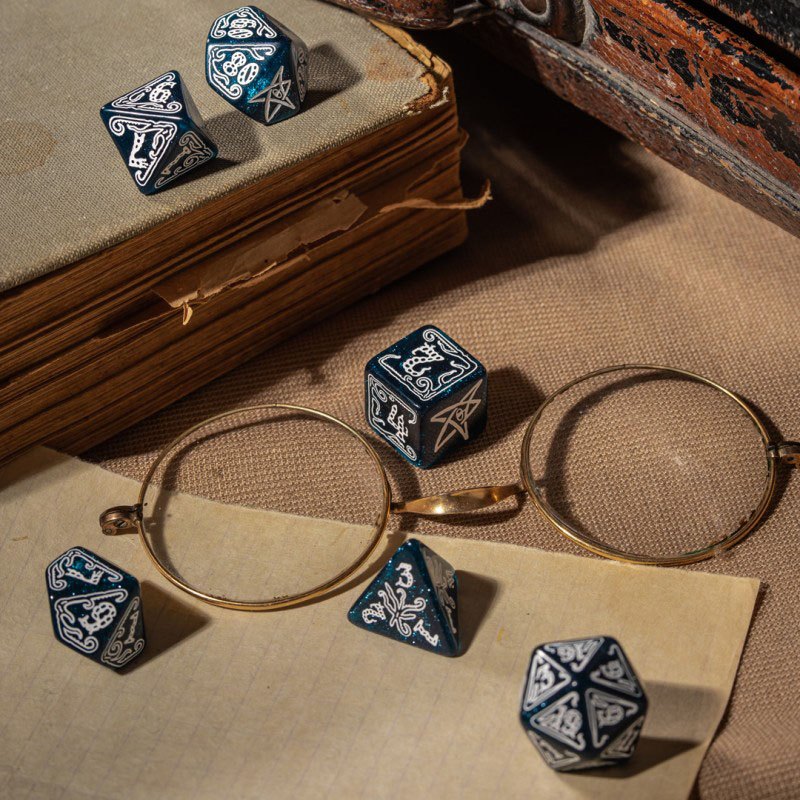 Call of Cthulhu Dice Set Abyssal & White 7 Q Workshop
