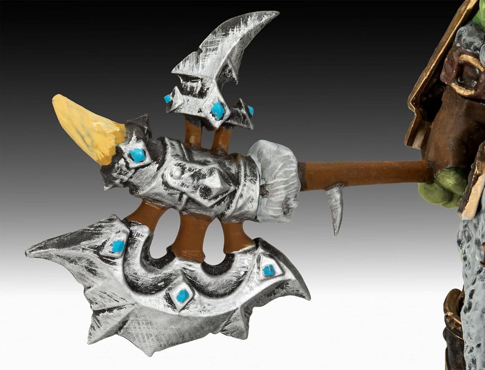 World of Warcraft Model Kit Gift Set 1/16 The Orc Thrall Revell
