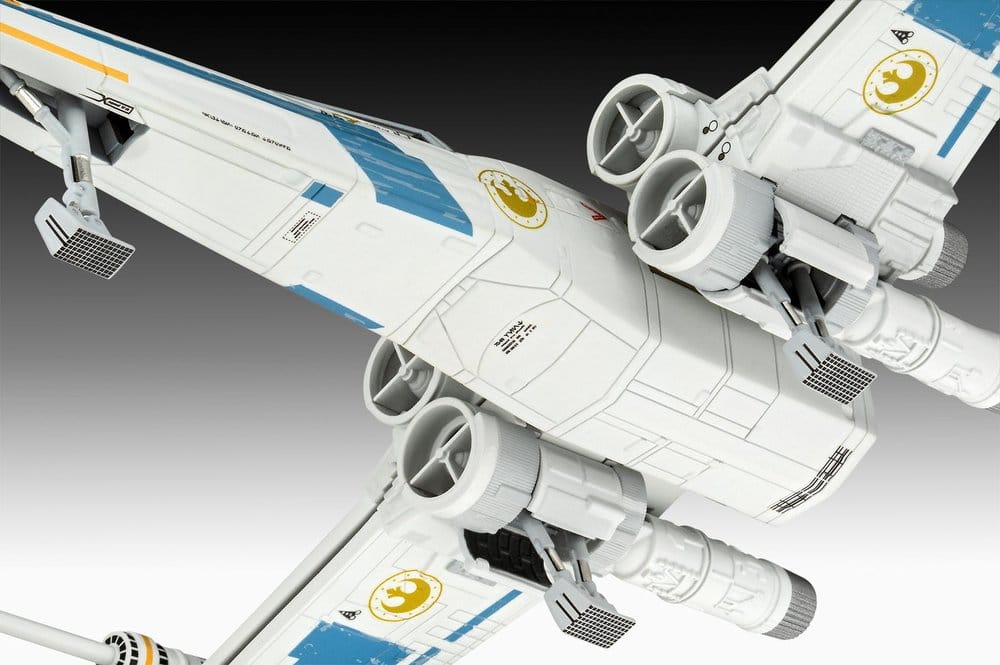 Star Wars The Mandalorian and Grogu Revell Model Kit 1/57 New Republic X Wing Fighter Revell