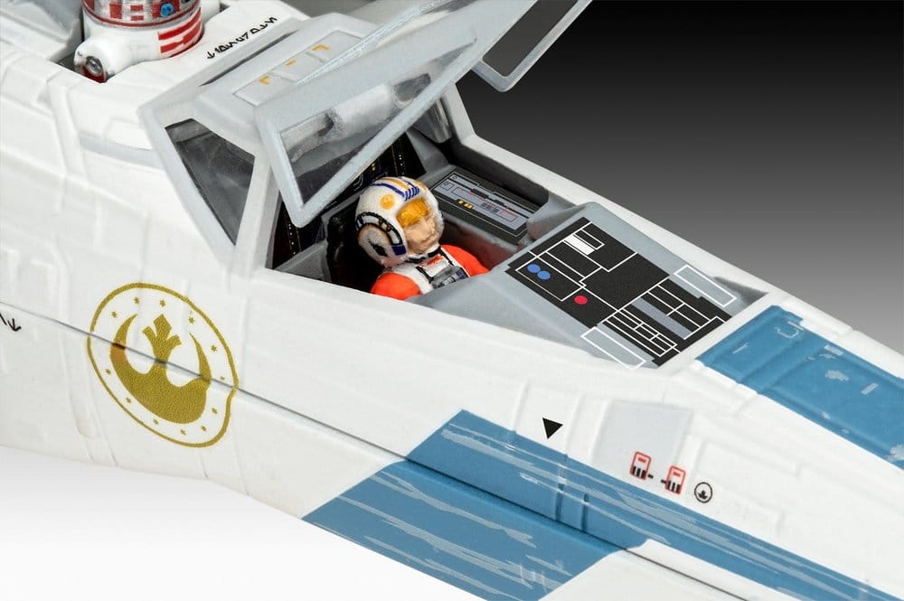 Star Wars The Mandalorian and Grogu Revell Model Kit 1/57 New Republic X Wing Fighter Revell