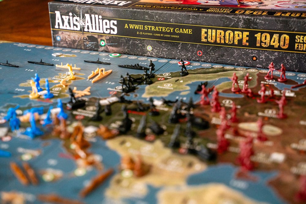 Axis & Allies board game Axis & Allies 1940 Europe Second Edition *English Version* Renegade