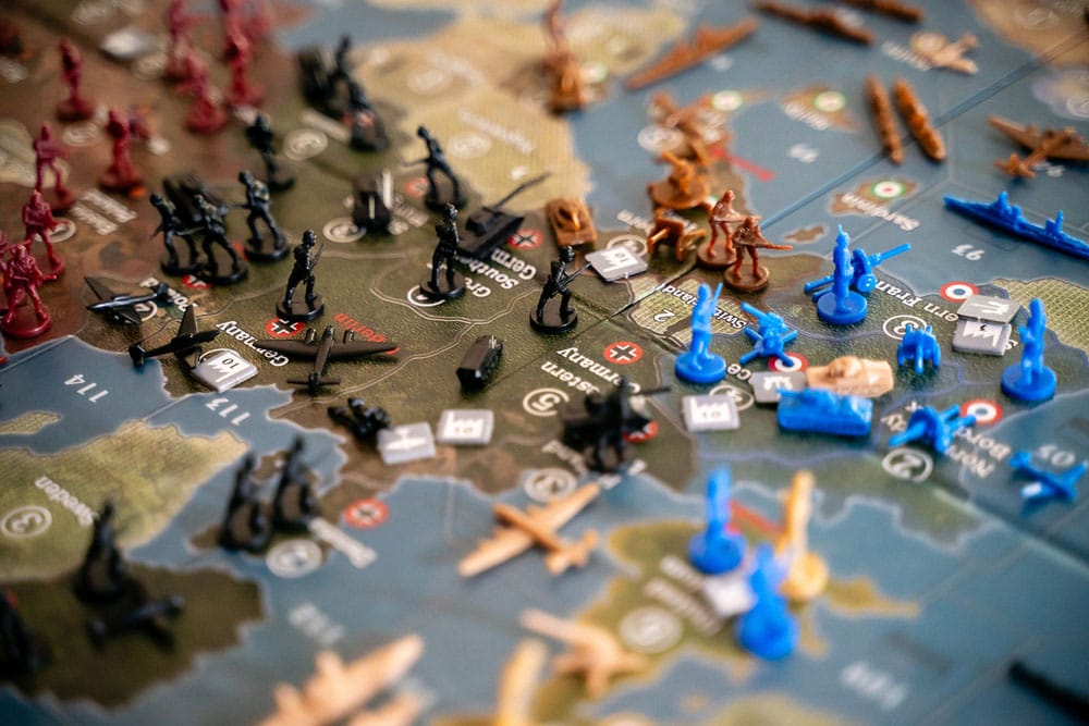 Axis & Allies board game Axis & Allies 1940 Europe Second Edition *English Version* Renegade