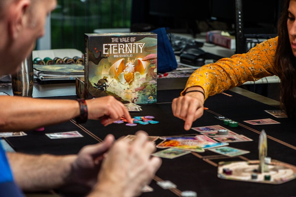 The Vale of Eternity card game *Englische Version* Renegade