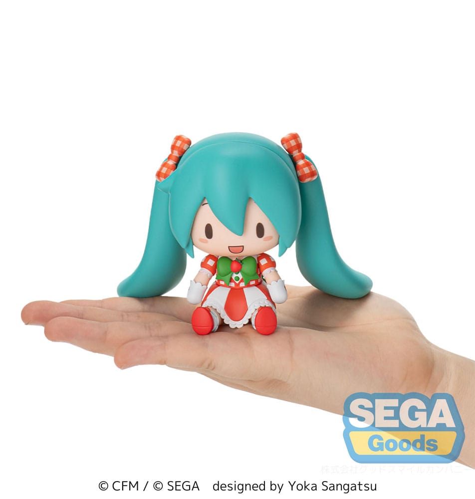 Character Vocal Series 01 Hatsune Miku Fuwa Petit Chibi Figure Hatsune Miku x Love and Berry Dress Up and Dance! Lovely Strawberry Sega